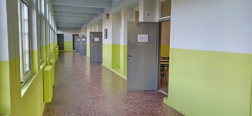 sxoleio 2023 INSIDE SCHOOL 10